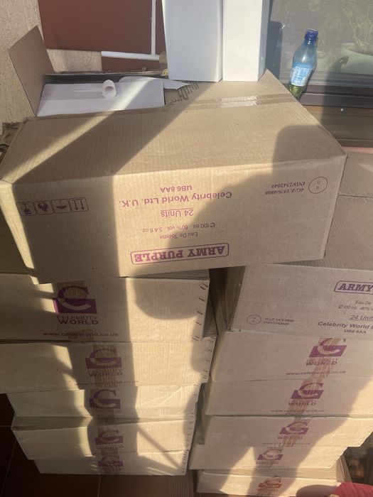 Vand parfum red army englesesc