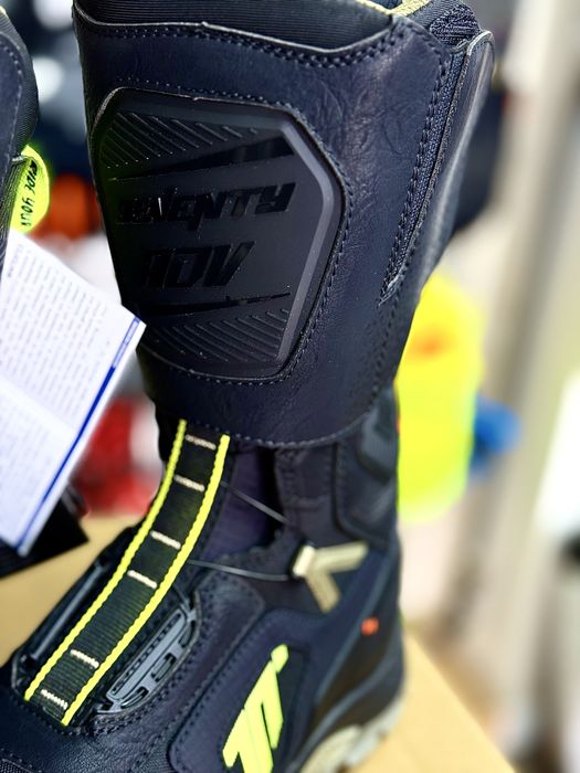 Cizme Moto Adventure Seventy Degrees Stelvio Verde Fluo