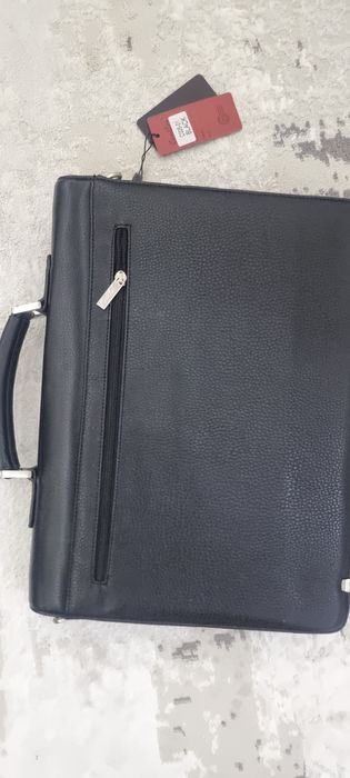Продам портфель..