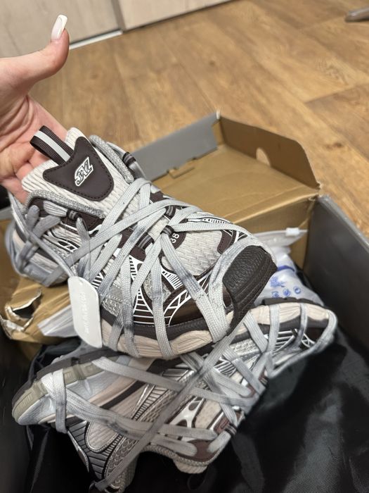 Продам кроссовки 3xl