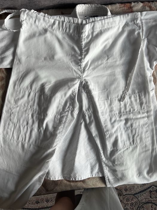 Продаю кимоно для дзюдо б/у