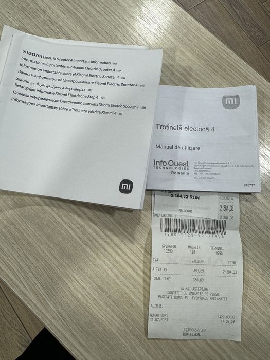 Trotineta electrica XIAOMI Scooter 4, 10 inch, pliabila