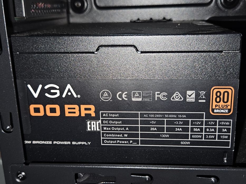 Блок питания 600w от EVGA 80+ Bronze