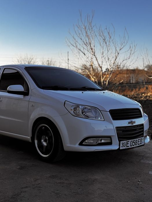 Nexia 3 2 mexanika sotiladi vikup variantga beramiz