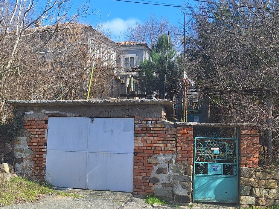Къща в с.Винарско Бургаски област 22500евро