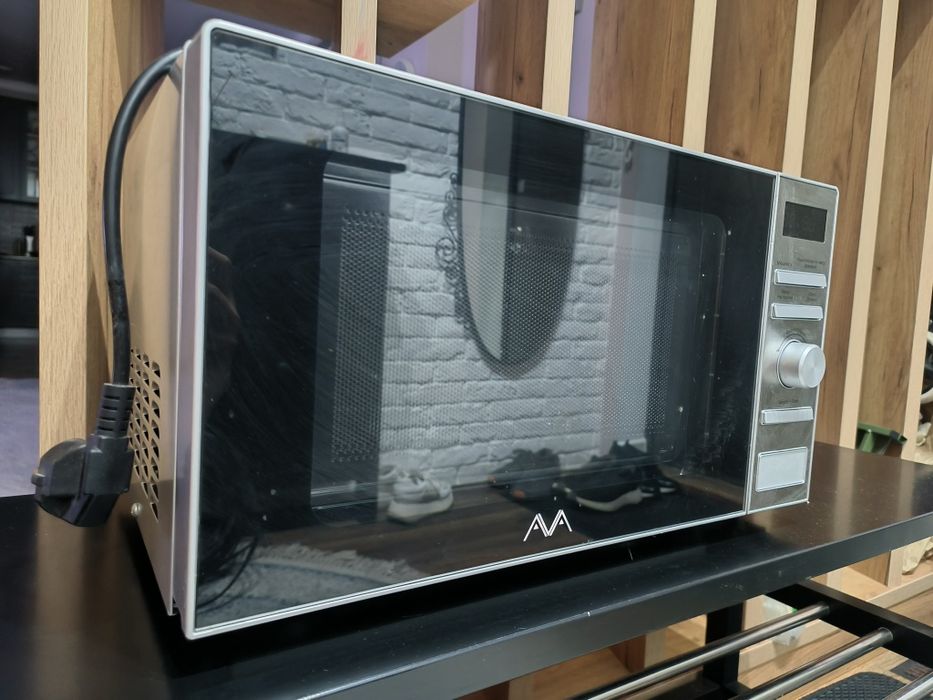 Микроволновая печь AVA AVE-20S.
