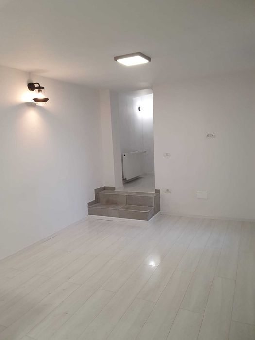 Prima inchiriere -  casa zona Gara de Nord