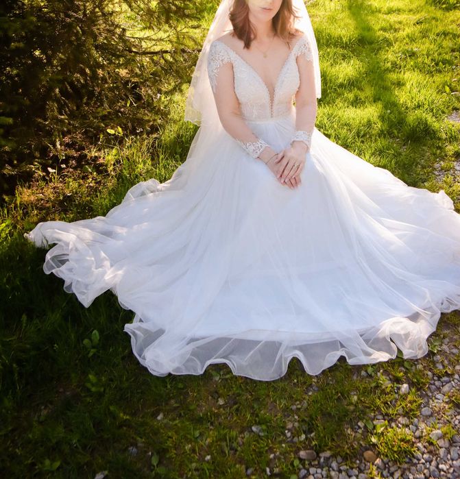 Rochie mireasa A-line