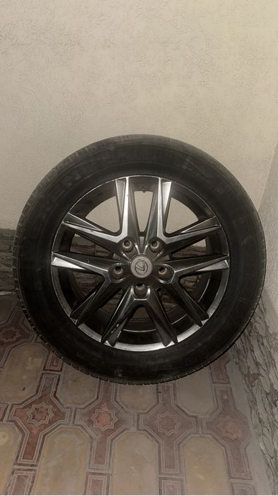 Летние Шины от Лексус 570