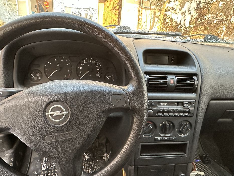 Opel asta G  km putini