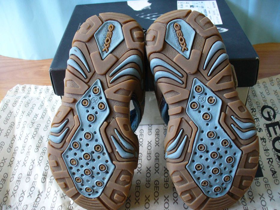 детски сандали GEOX естествена кожа