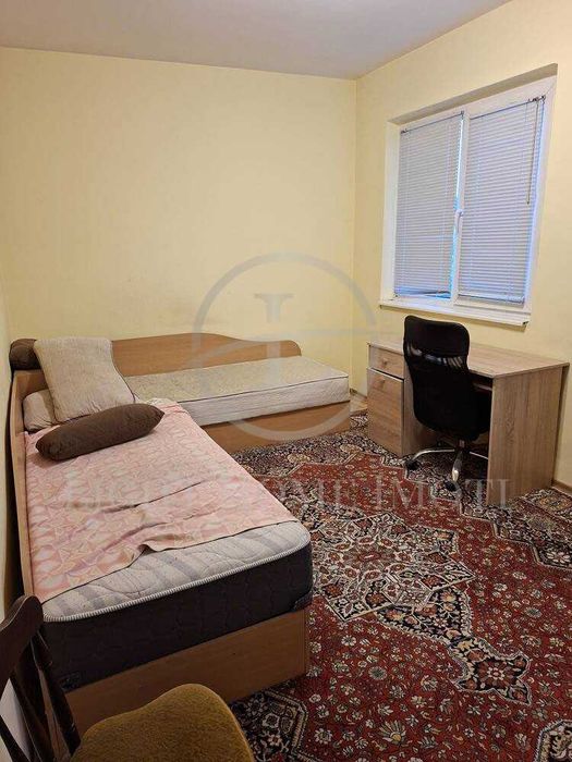 Продава се Тристаен апартамент в Пловдив, Кючук Париж - 86 кв.м за 817 €/кв.м - Снимка #2