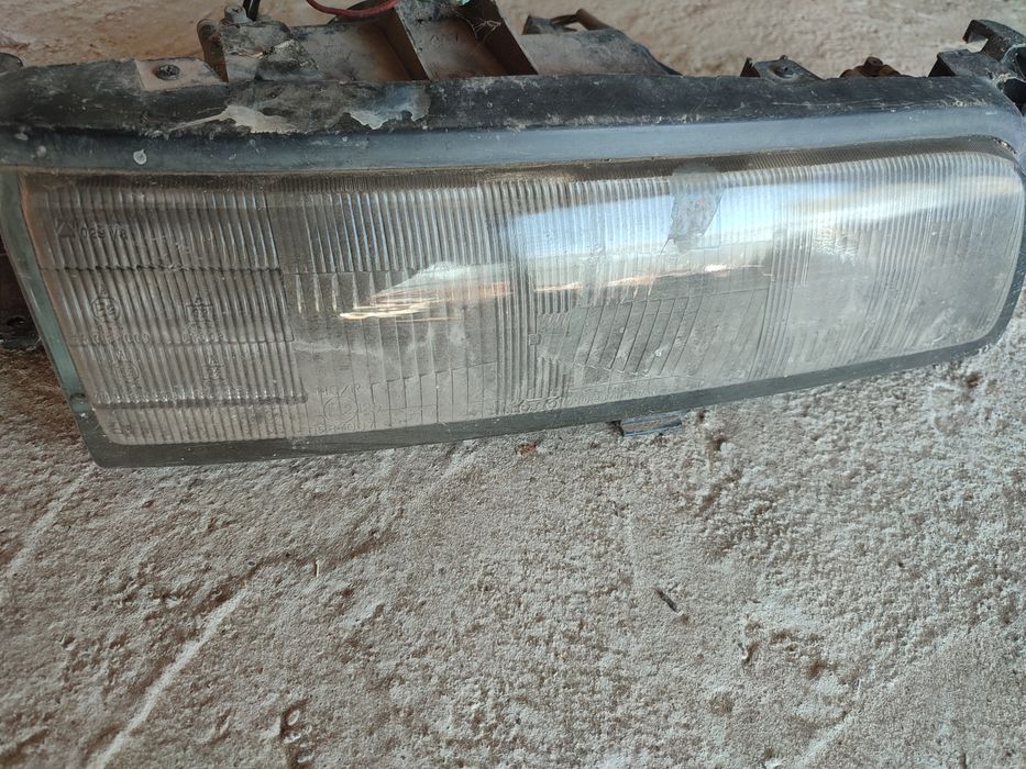 Фары от мазды 626