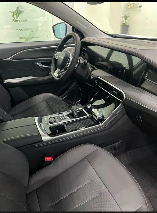 Jetour x90 plus Premium.7 мест.торг у капота