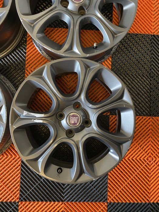 Jante originale Fiat Punto , 500L pe 16