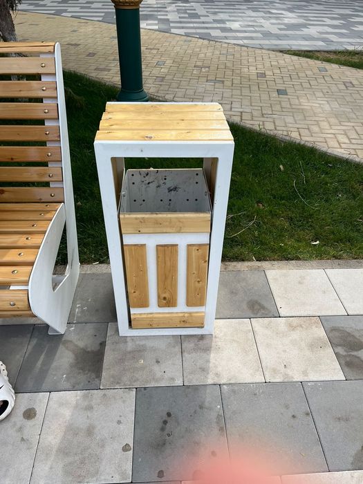 Урно скамейка    .