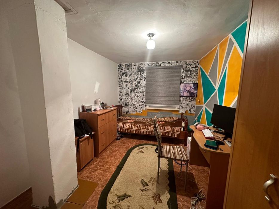 Продам двухэтажный дом