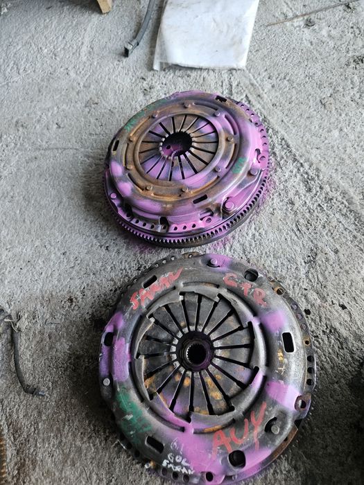 Ambreiaj Sharan 1.9 116 131 cai