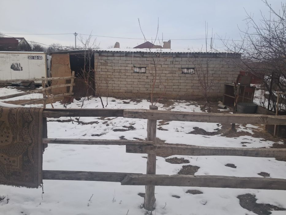 Шұбарсу ауылында үй сатылады.