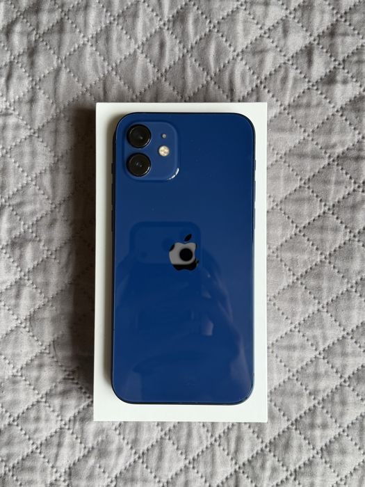 Iphone 12 в хорошем состояний