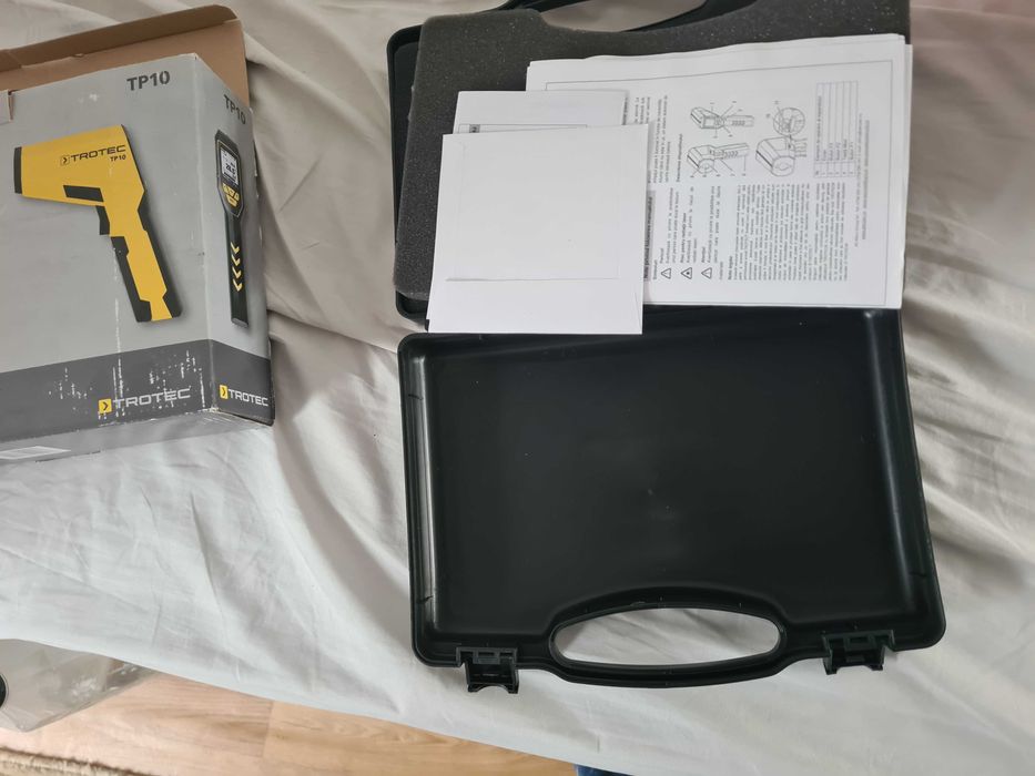 Pirometru Profesional TROTEC TP10, Dual laser
