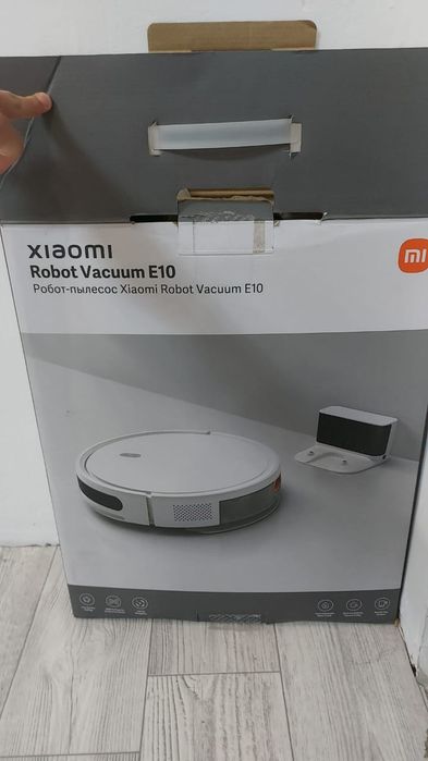 Продам робот пылесос