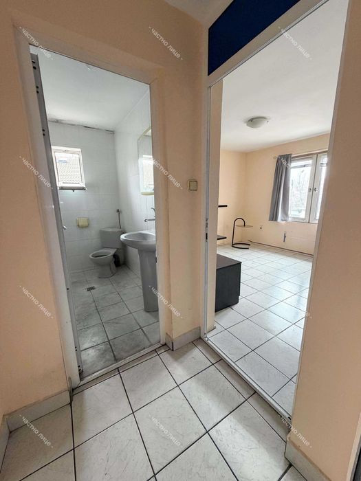 Отдава под наем (Продава) Промишлена база