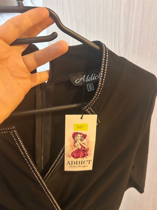 Рокля addict boutique с размер