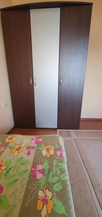 Легло с гардероб и ТВ