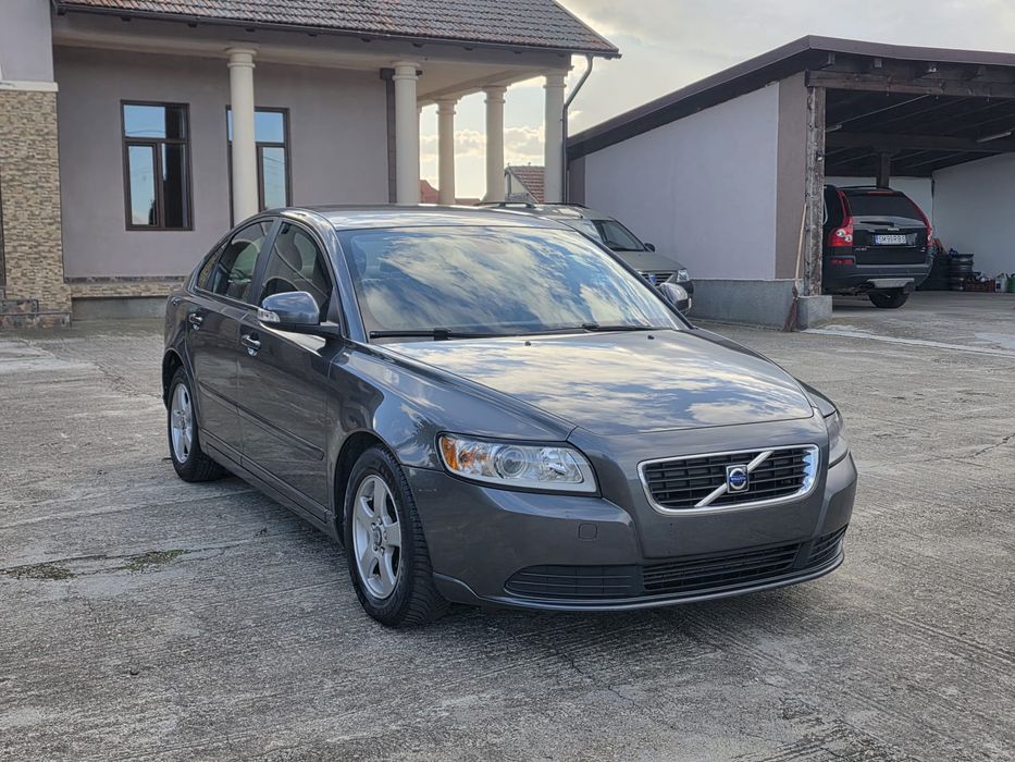 VOLVO S40 2010 — imagine 2
