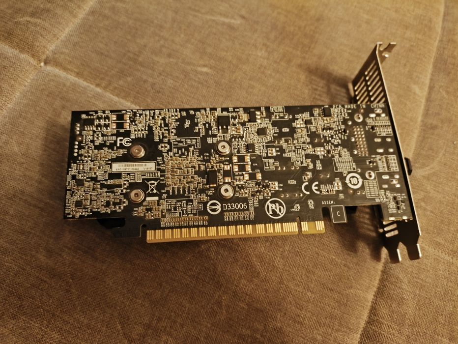 Видеокарта GTX 1050