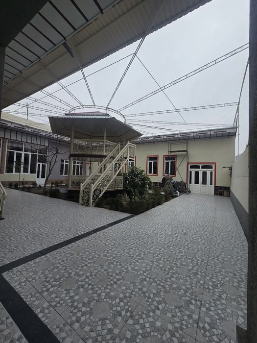 Киргили Шодлик Масжиди худудида 6 сотихлик 12 хона уй сотилади