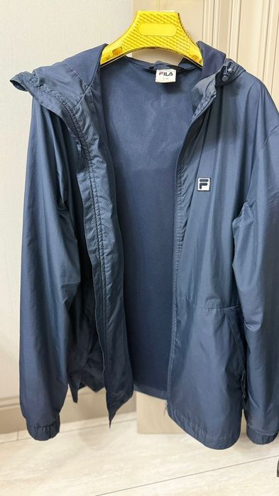 FILA оригинал ветровка
