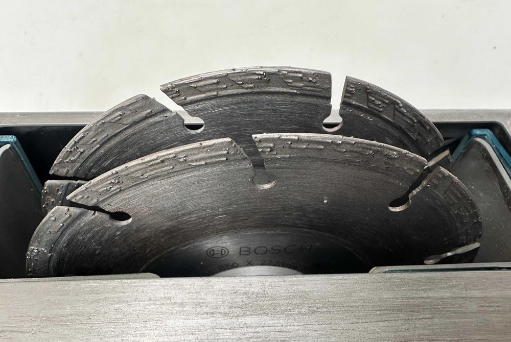 Bosch GNF 35 CA - Професионална фреза за канали 1400W 150mm като нова!