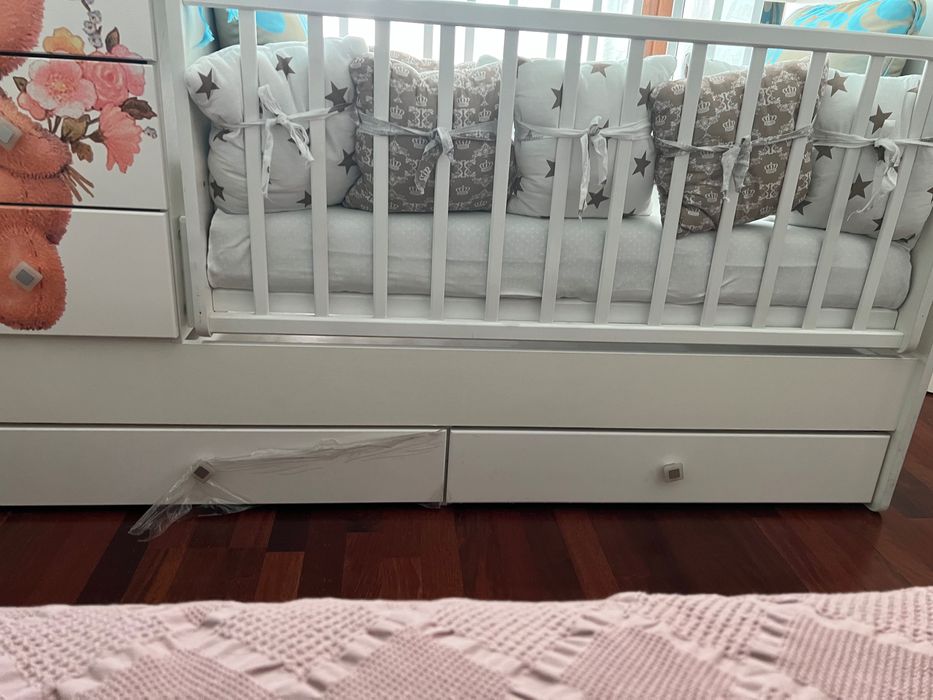 Детская кроватка