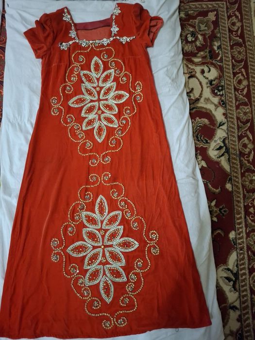 Ko‘ylak dvoyka poyi bilan