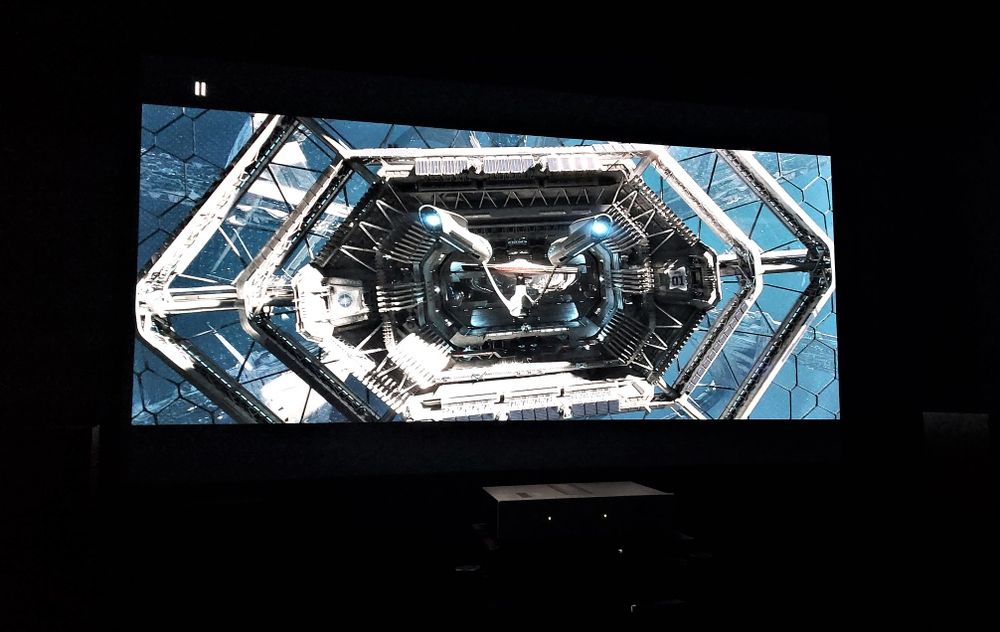 Ecran Black Widow rulabil ALR Grey Pearl