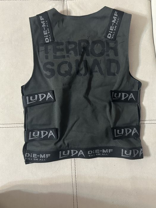 Бронижилетка Luda