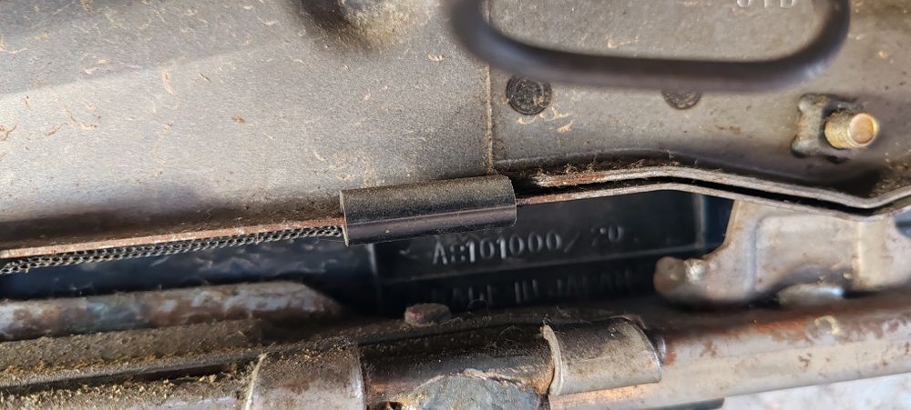 Передние сидения.