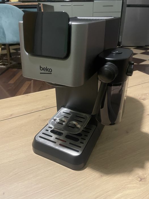 Espressor Beko Caffee Experto
