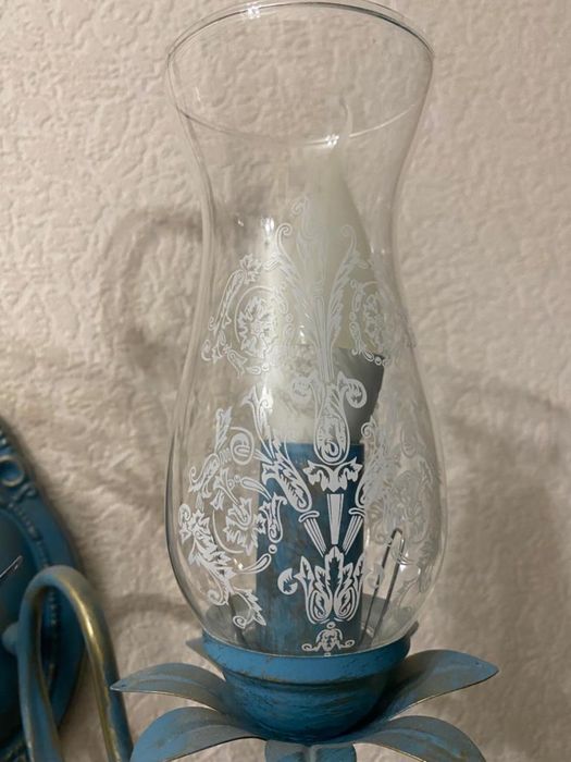 Продам  люстру потолочную и бра