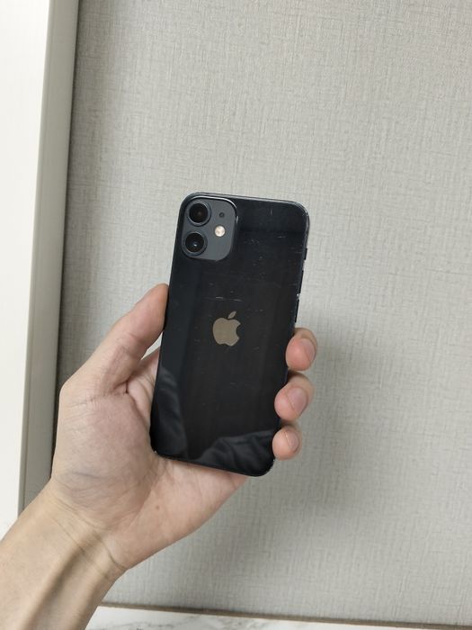 Iphone 12 mini продам