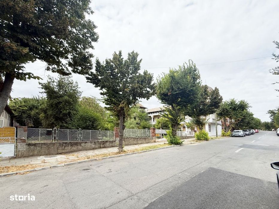 Teren pentru dezvoltare noua (demolare & reconstructie), 2116 mp