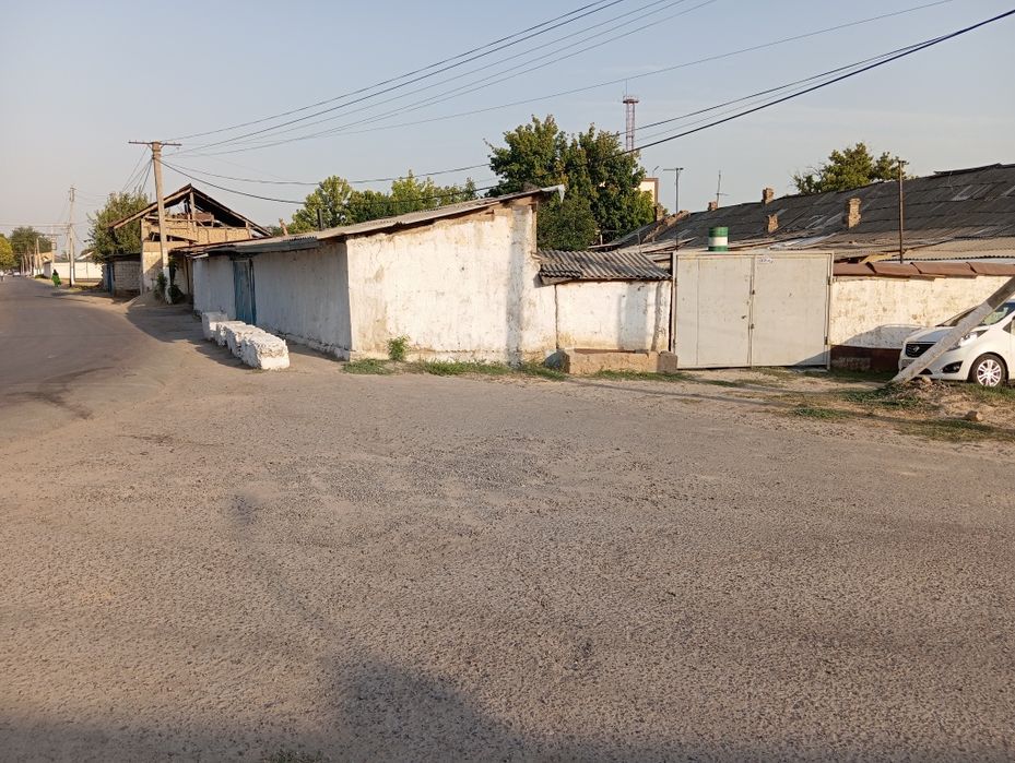 3 хонали ховли сотилади