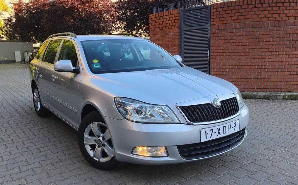 Skoda Octavia Combi 1.6 TDI GreenTech Ambition Business Line – 105 CP – 2012