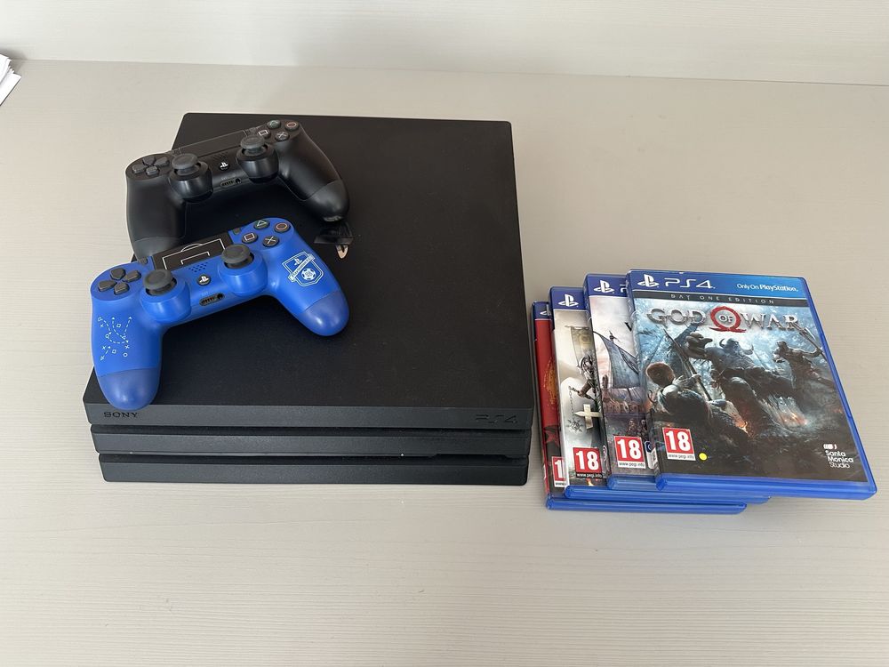 PS4 PRO 1TB full box Zavoi • OLX.ro