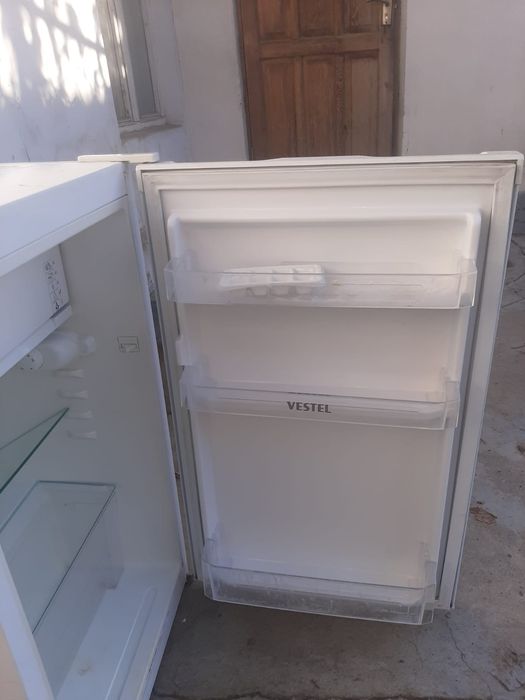 Холодильник сатылады