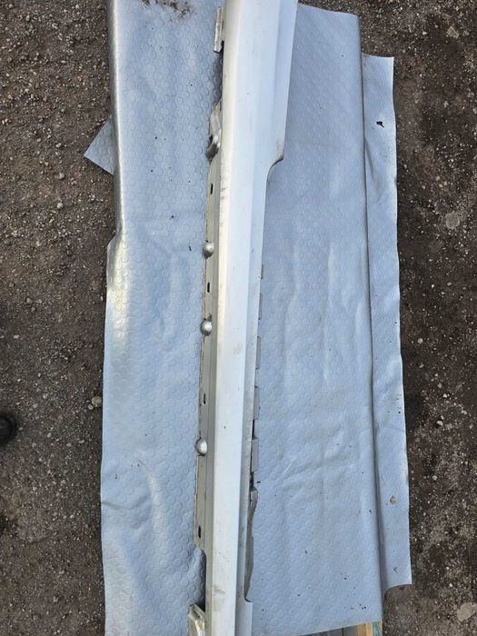 Десен праг за Mercedes E-Class W207 Coupe