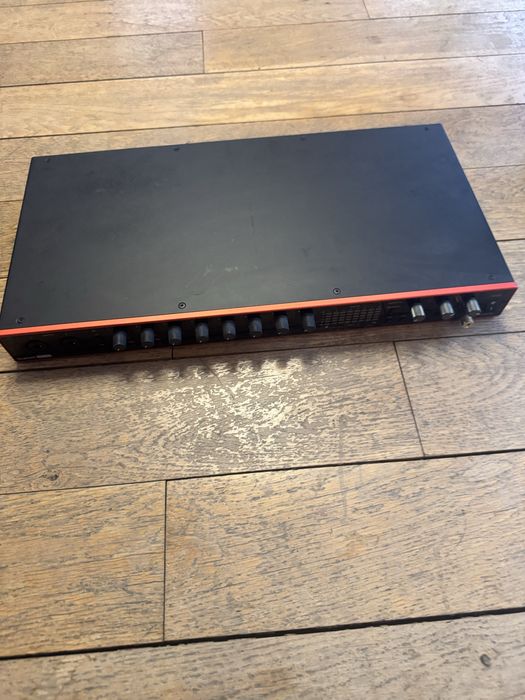 Аудио карта focusrite 18in20 3th gen