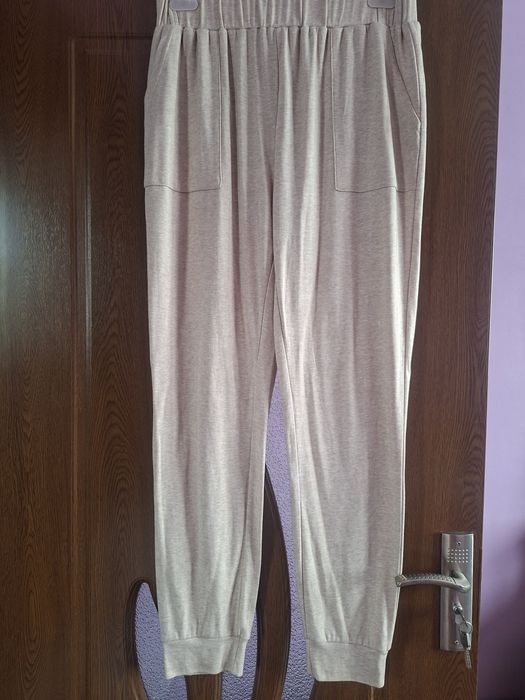Vând Pantaloni Trening Damă Mărimea XXL Noi